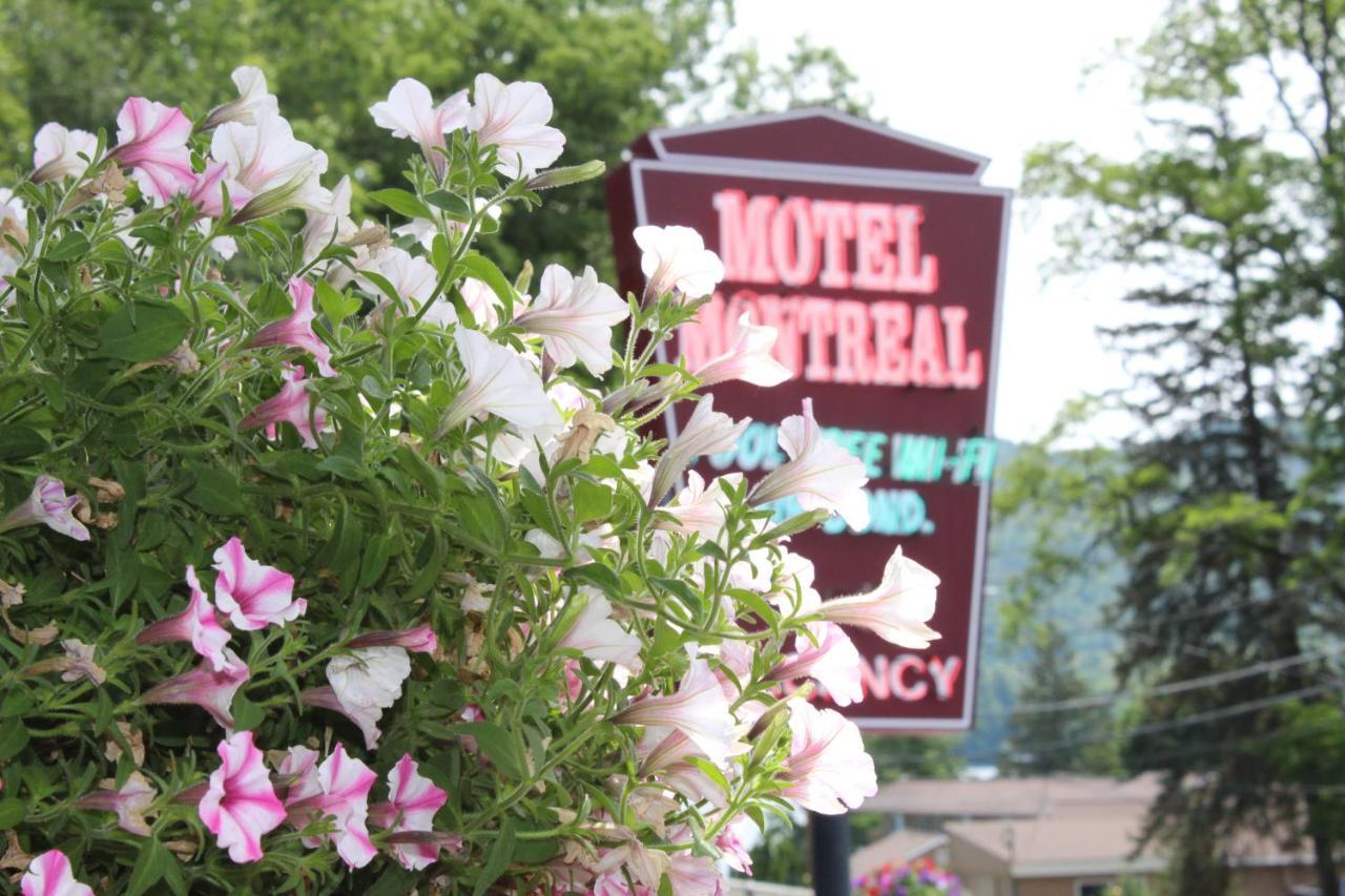 Motel Montreal Lake George Exteriör bild
